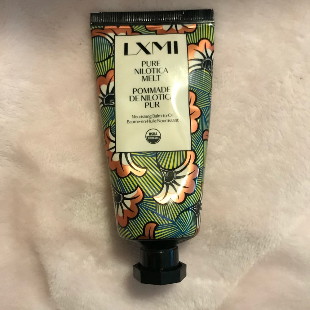 LXMI nourishing balm to oil moisturizer